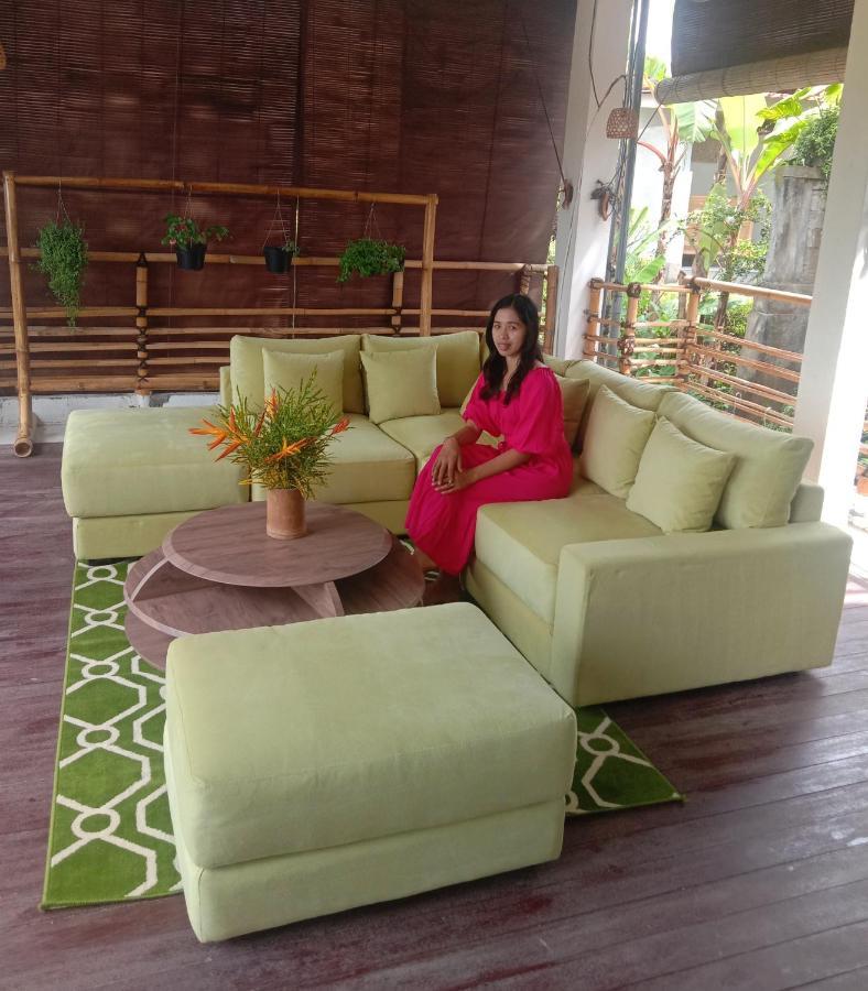 Putu Yoga Bungalow Ubud Esterno foto