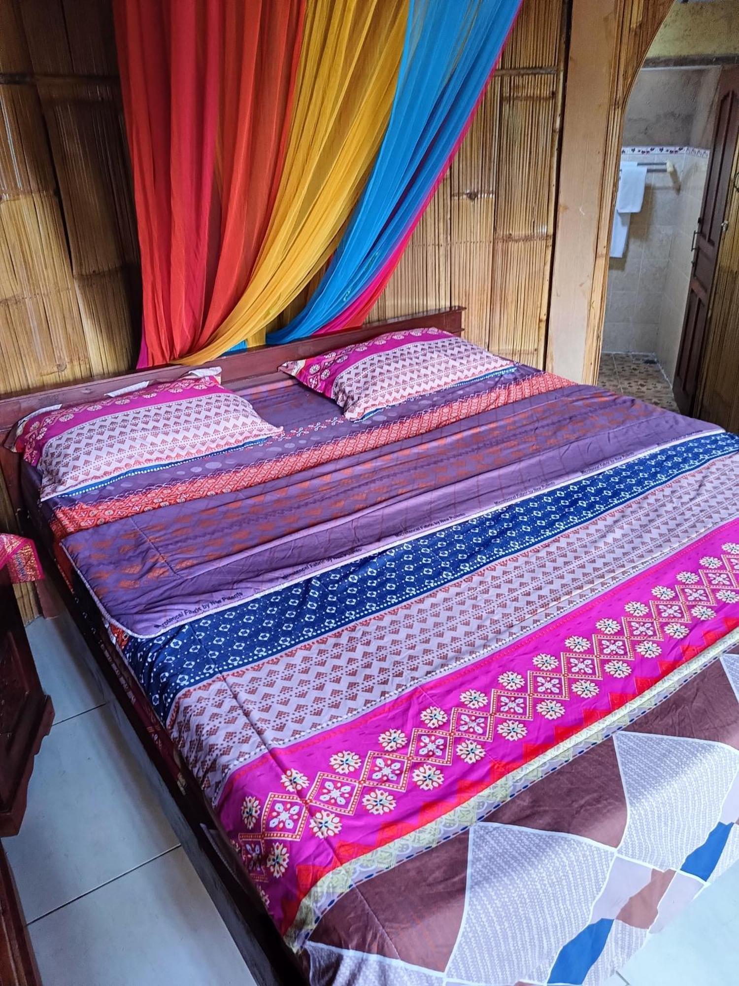 Putu Yoga Bungalow Ubud Esterno foto