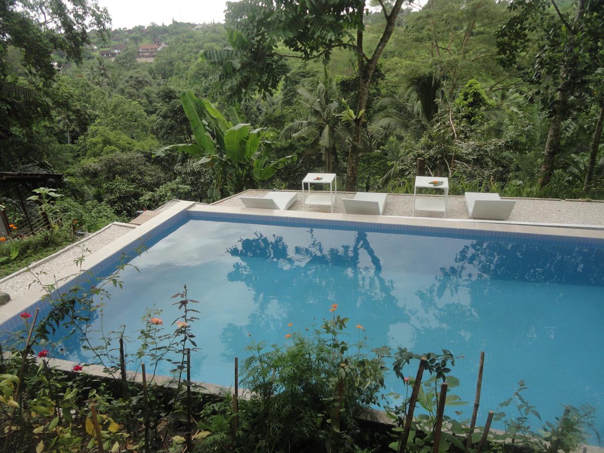 Putu Yoga Bungalow Ubud Esterno foto