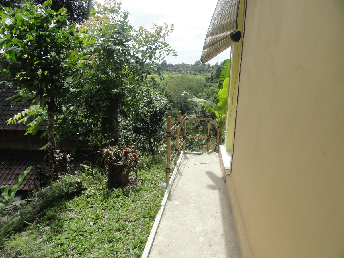 Putu Yoga Bungalow Ubud Esterno foto