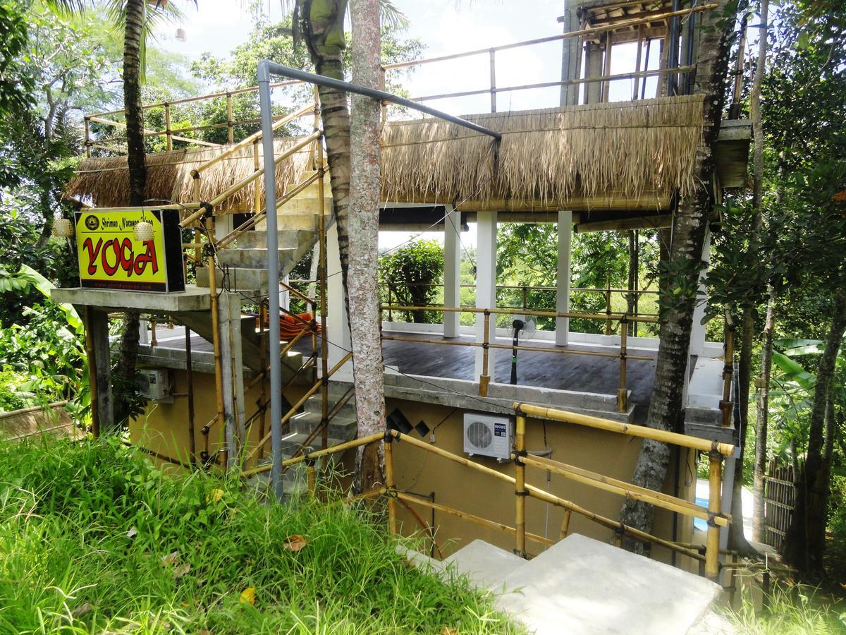 Putu Yoga Bungalow Ubud Esterno foto
