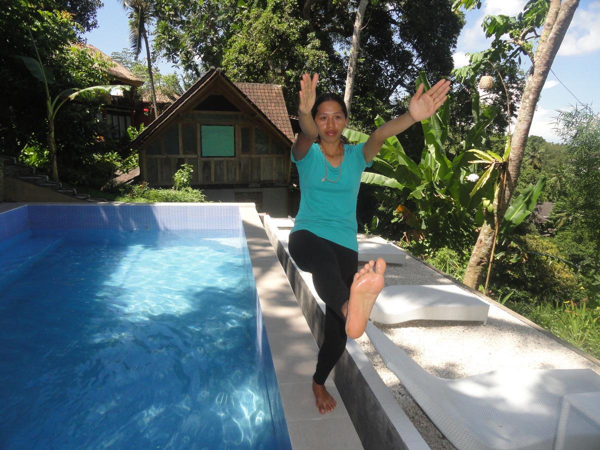 Putu Yoga Bungalow Ubud Esterno foto