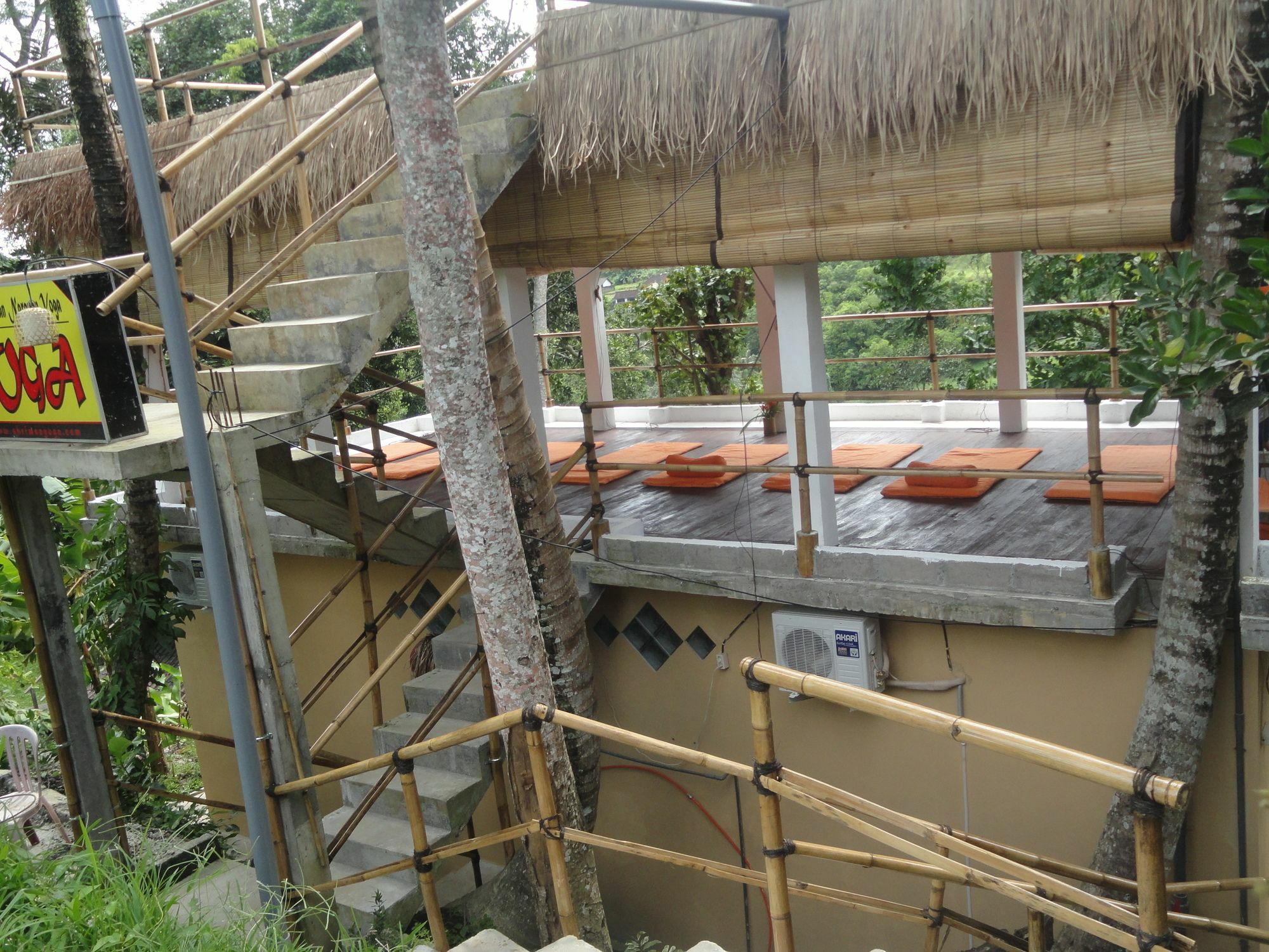 Putu Yoga Bungalow Ubud Esterno foto